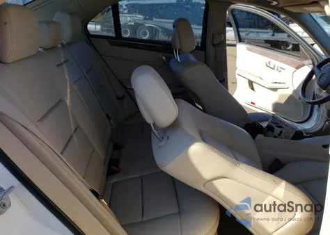 2014 Mercedes-Benz E 350 4Matic z USA, uszkodzony, nr VIN WDDHF8JB1EA776547